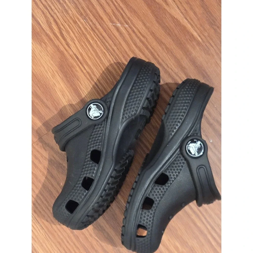 CROCS classic clogs